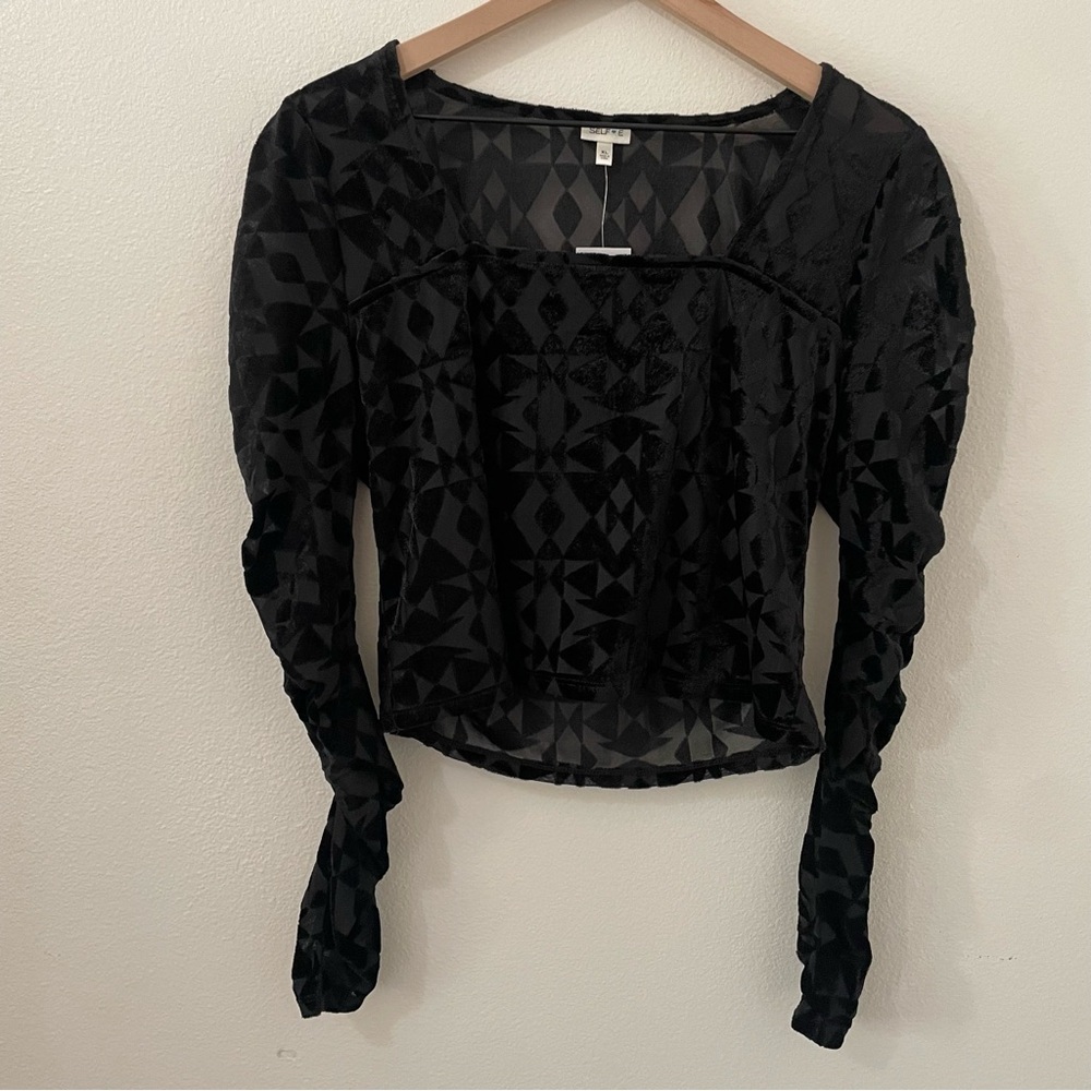 SelfE NWT Black Sheer Velour Long Sleeve Cropped Blouse Size XL Ruched Sleeves